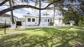 Exterior - Leonards Beachshack - Lifestyle Yamba (YAMBA)