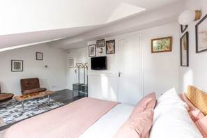 Deluxe Double Room | Free WiFi - Vincennes Sauvage  (Vincennes)