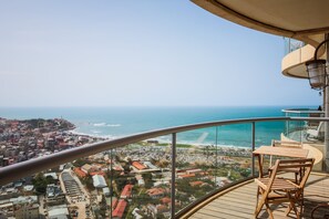 Apartment, 2 Bedrooms, Jetted Tub | Terrace/patio - Luxury Condo & Spectacular View by FeelHome (Tel Aviv)