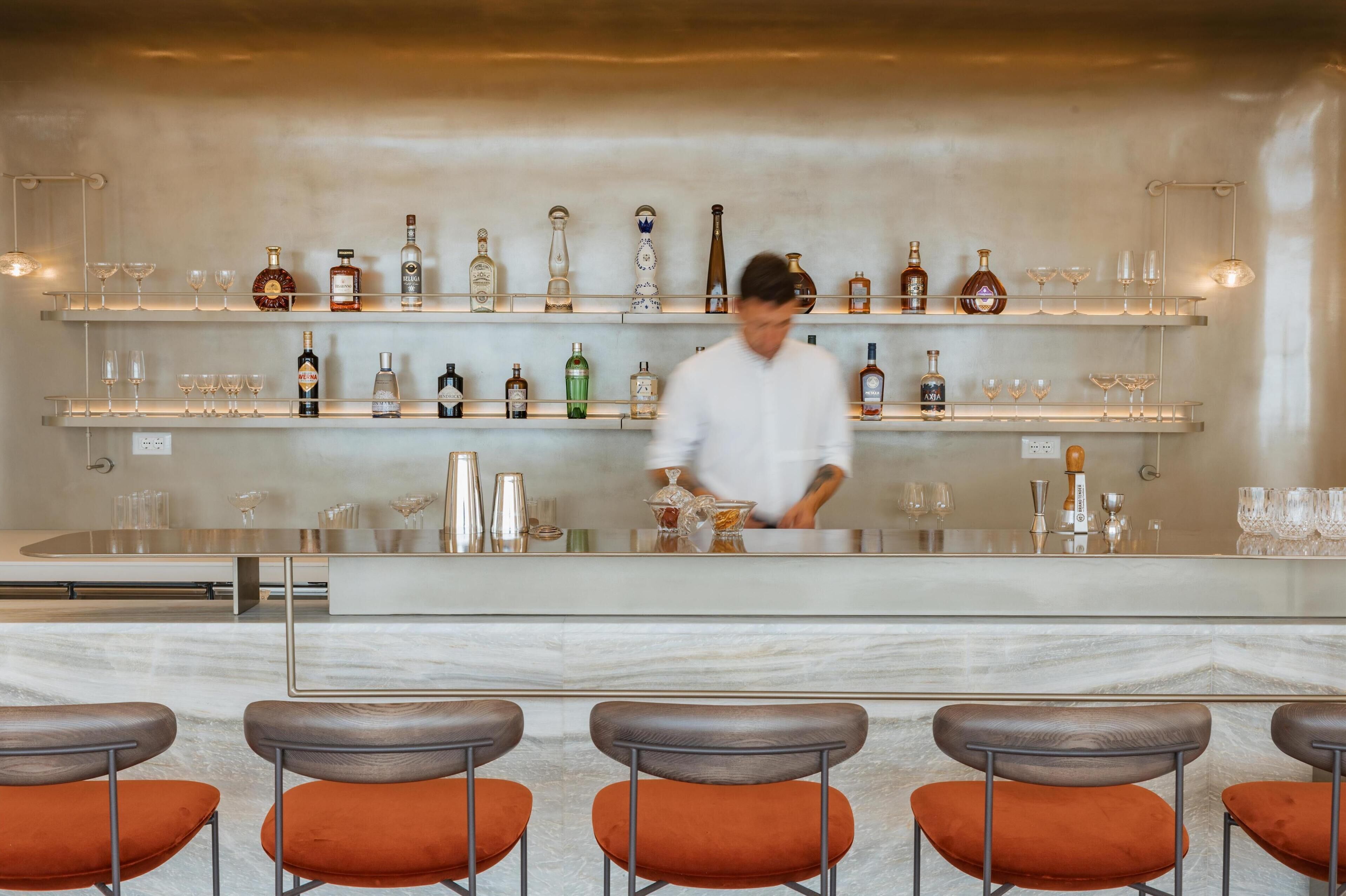 Cocktail bar