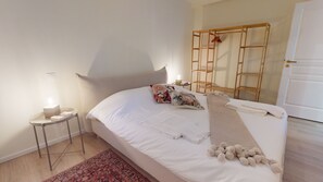 Ferros/tábuas de passar roupa, Wi-Fi de cortesia, roupa de cama