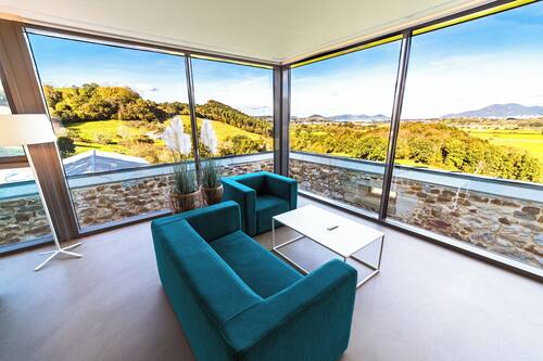 Panorama studio suite | Luxe beddengoed, donsdekens, een minibar, individueel gedecoreerd