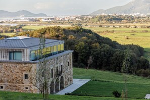 Fachada de la propiedad