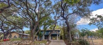 Canyon Lake Loft - Minutes from Boat Ramp 2 - South Side of Canyon Lake!