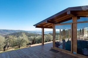 Terrace/patio - a paradise in Tuscany closed to the sea, swimming pool gym and spa Bike friendly (Gavorrano)