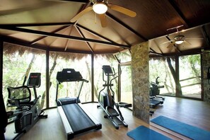 Fitness facility - a paradise in Tuscany closed to the sea, swimming pool gym and spa Bike friendly (Gavorrano)