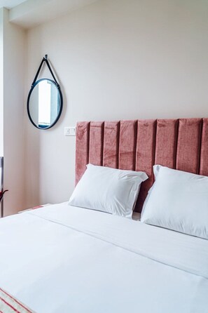 1 chambre, lit parapluie, Wi-Fi gratuit, draps fournis