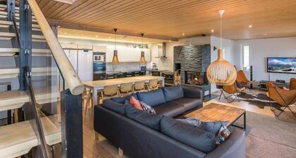 Holy rock by Interhome