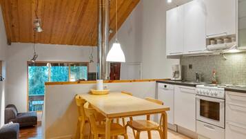 Réfrigérateur, micro-ondes, lave-vaisselle