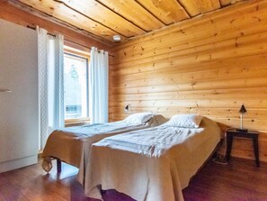 6 bedrooms, Internet