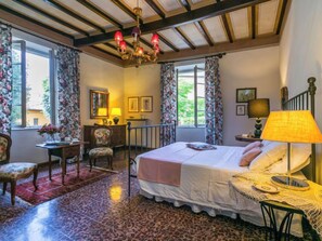 4 bedrooms, WiFi