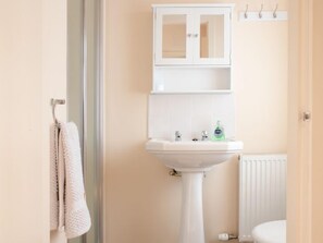 Hårføner og håndklær