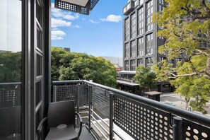 Căn hộ Executive | Hiên