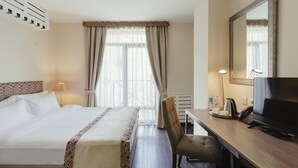 Room - Abru (Tbilisi)