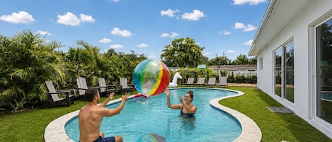 Outdoor pool, a heated pool