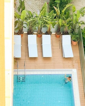 บริเวณภายนอก