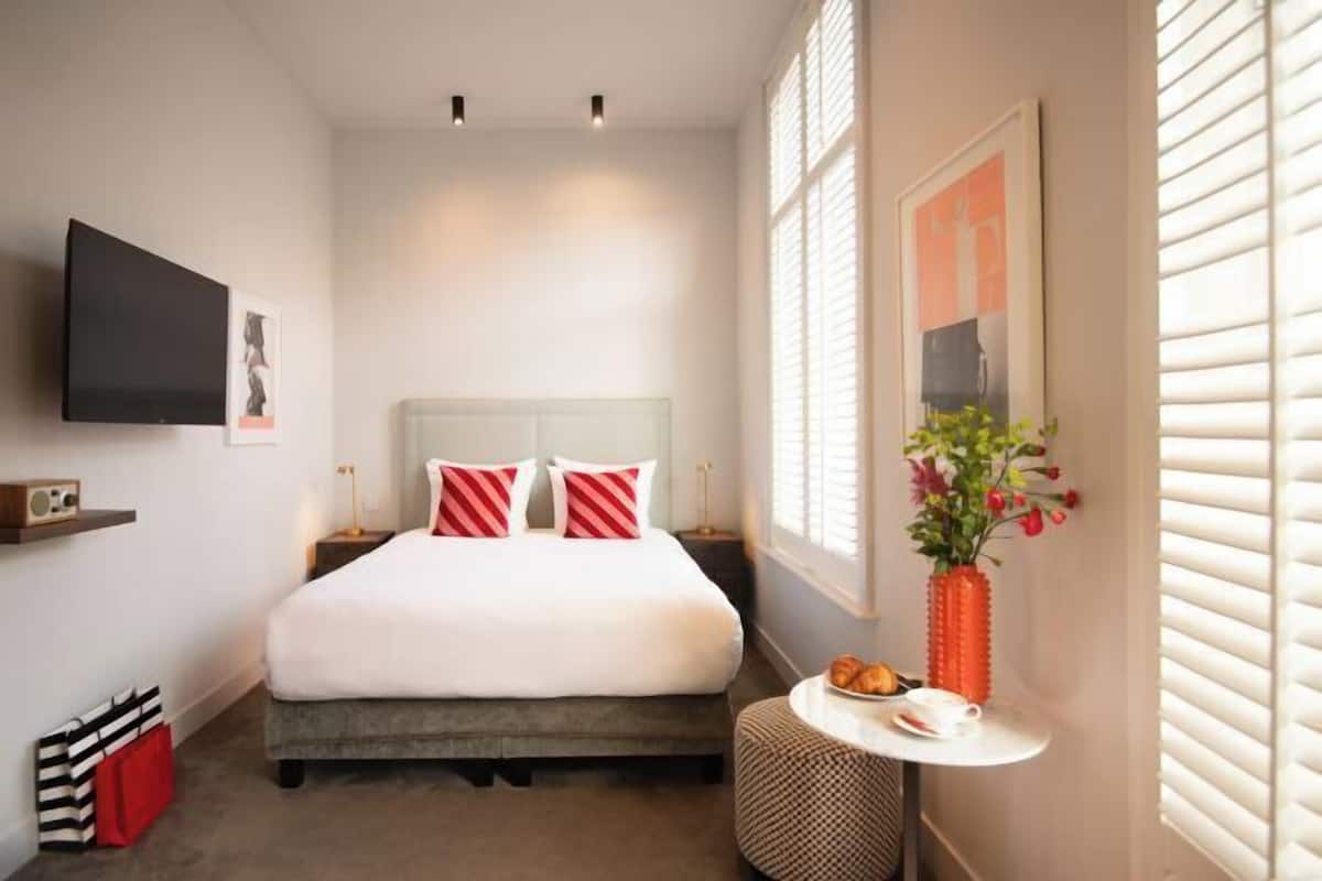 1 Schlafzimmer, Schreibtisch, Verdunkelungsvorhänge