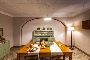 Condo | Private kitchen