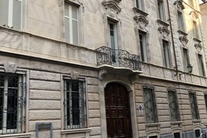 Exterior detail - Il Bosco Segreto, where magic and history come together (Torino)