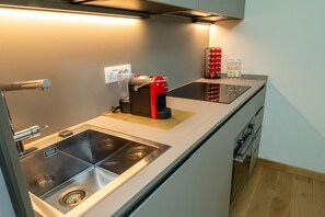 Fridge, oven, stovetop, dishwasher - Il Bosco Segreto, where magic and history come together (Torino)