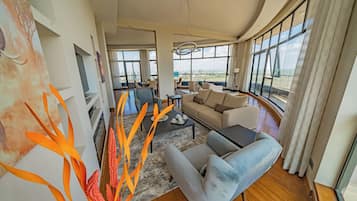 Premium Suite | Living area