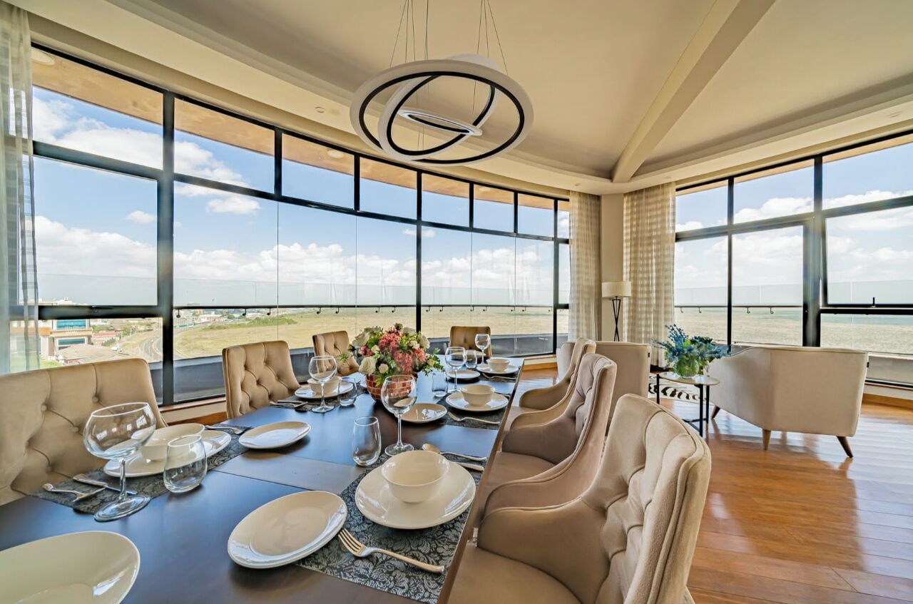 Premium Suite | In-room dining