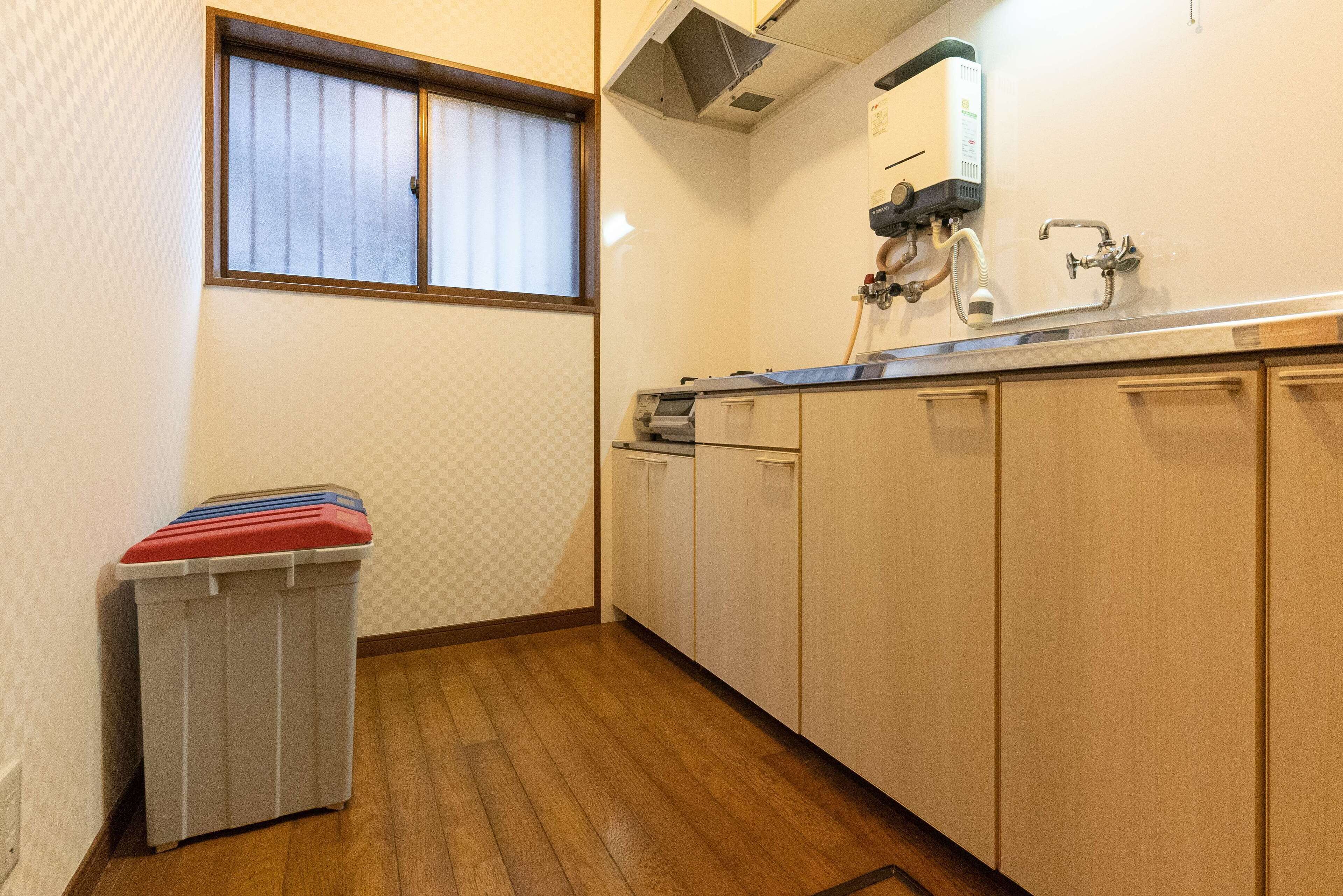 Miyu Reitani | Private kitchen | Full-size fridge, microwave, stovetop, electric kettle