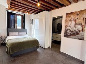 1 bedroom, soundproofing, iron/ironing board, free WiFi - Le Loft Gravilliers (Paris)