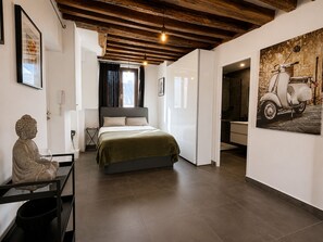 1 bedroom, soundproofing, iron/ironing board, free WiFi