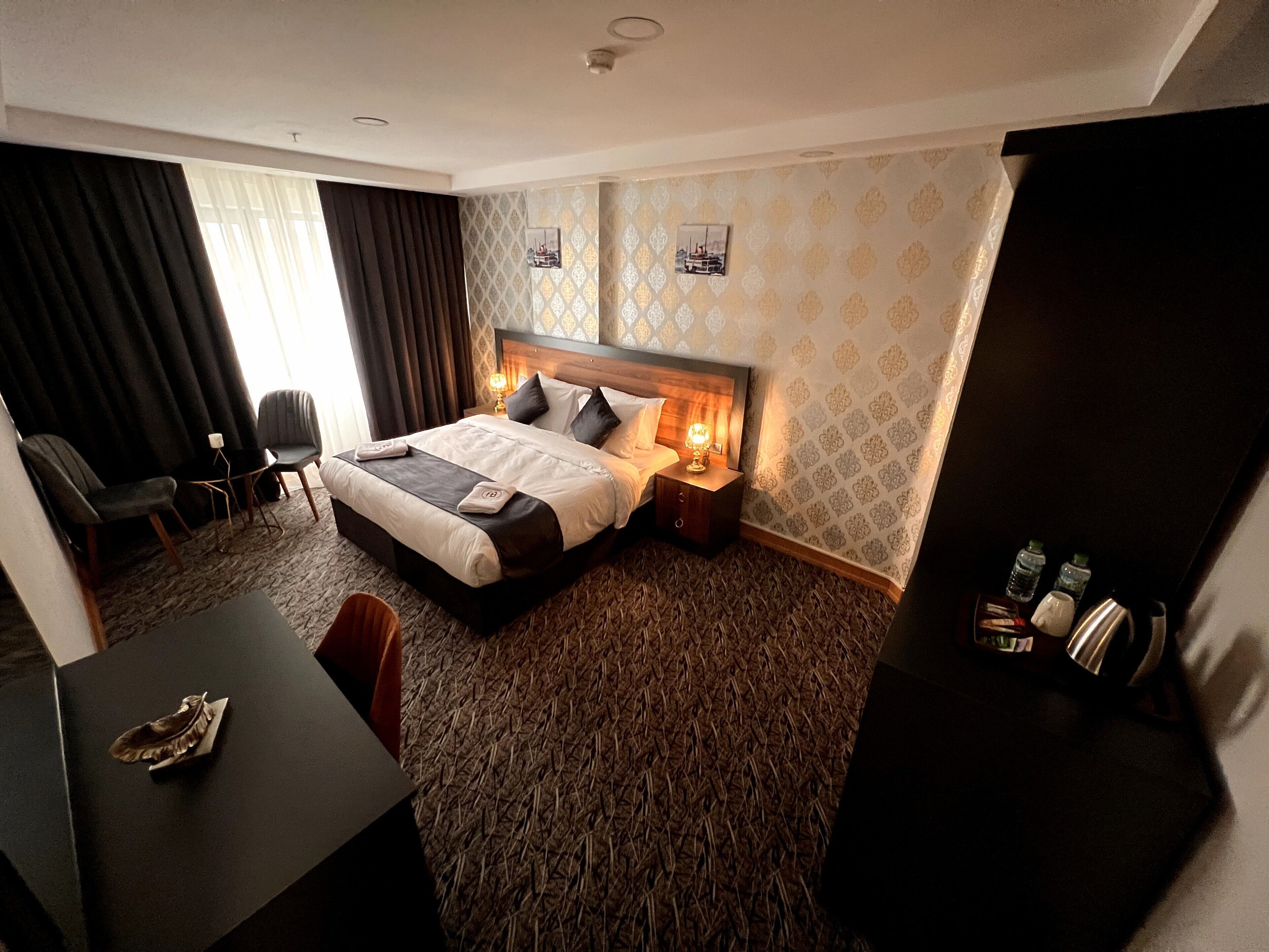 Premium bedding, minibar, in-room safe, desk