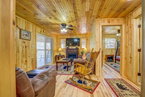 Smart TV, fireplace, smart speakers