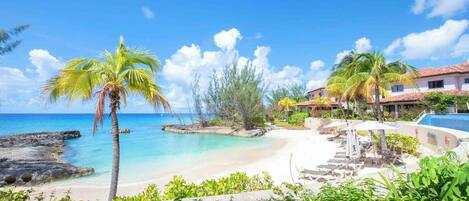 Ubicación a pie de playa y toallas de playa