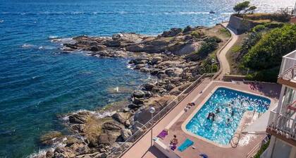 Appartement Le Grand Bleu vue Mer Exceptionnelle /Piscine /Plage Roses Canyelles