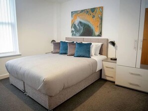 1 bedroom, iron/ironing board, free WiFi, bed sheets