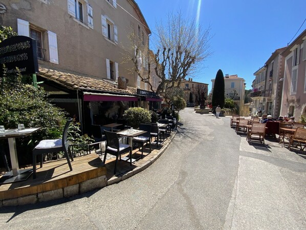 Restauration extérieure