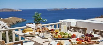 160 m2 Villa with Private pool & Sea View