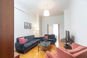 Smart TV - Houseloft Forum Premium (Thessaloniki)
