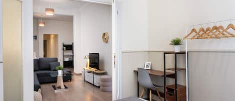 5 bedrooms, iron/ironing board, travel crib, free WiFi