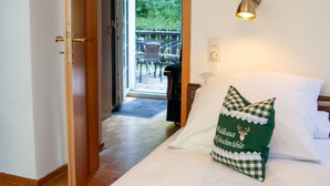 Standard-Doppelzimmer | Kostenloses WLAN, Bettwäsche