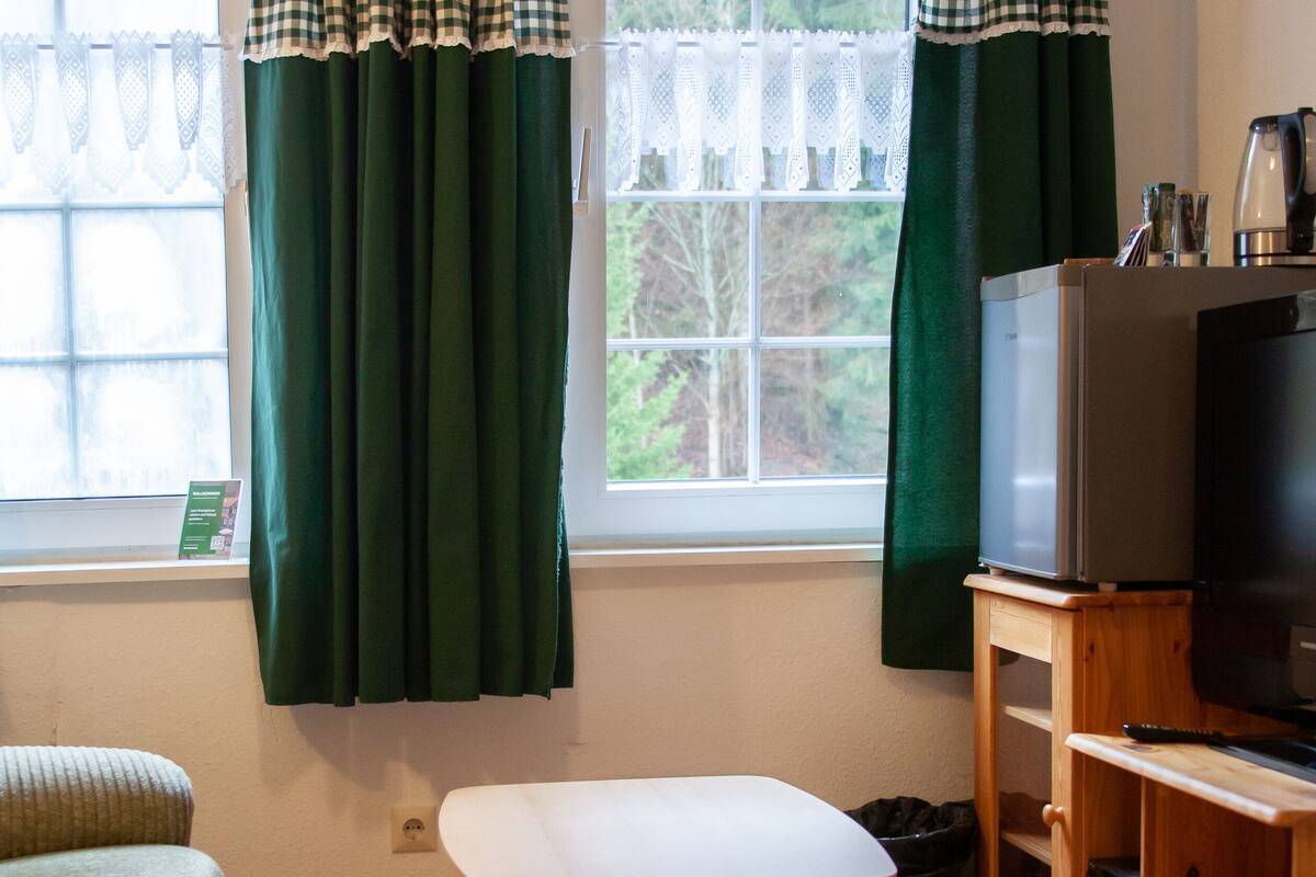 Comfort Double Room | Free WiFi, bed sheets