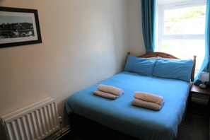 3 chambres, fer et planche Ă repasser, lit parapluie, Wi-Fi gratuit