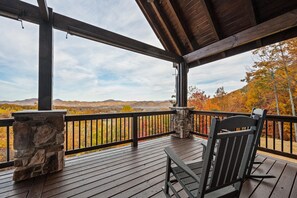 Property grounds - Astonishing Views, Hot Tub, Pool Table (Sevierville)