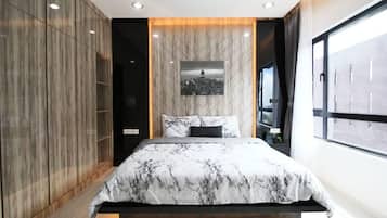 2 bedrooms, iron/ironing board, WiFi, bed sheets