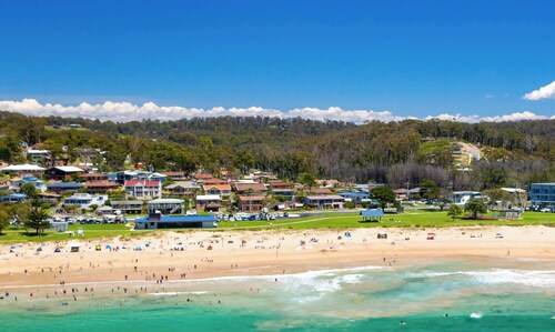 Flat Walk to Beach & Shops, WiFi | Bay Dream