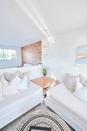 Interior - 5. Guest's Favorite: Waterfront Apt in Key Largo! (Key Largo)