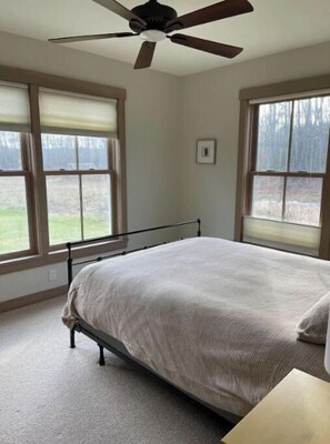 5 bedrooms, WiFi