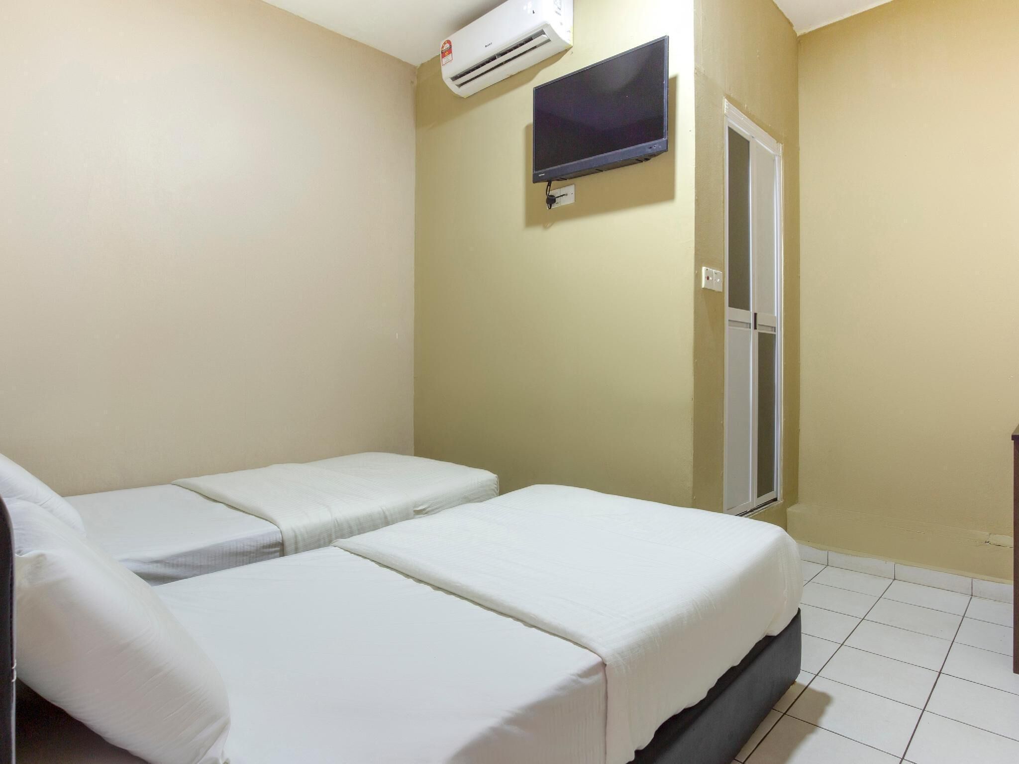 Basic Twin Room | Floor plan