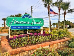 Property grounds - The No Drama Llama Near the Beach! Family Vacation (Navarre)