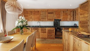 Condo tiện nghi đơn giản | 3 phòng ngủ, bộ đồ giường cao cấp, chăn bông, phòng cách âm 