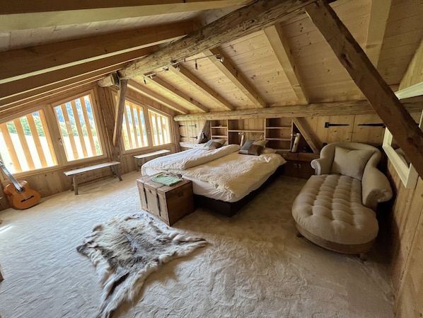 4 bedrooms, free WiFi, bed sheets